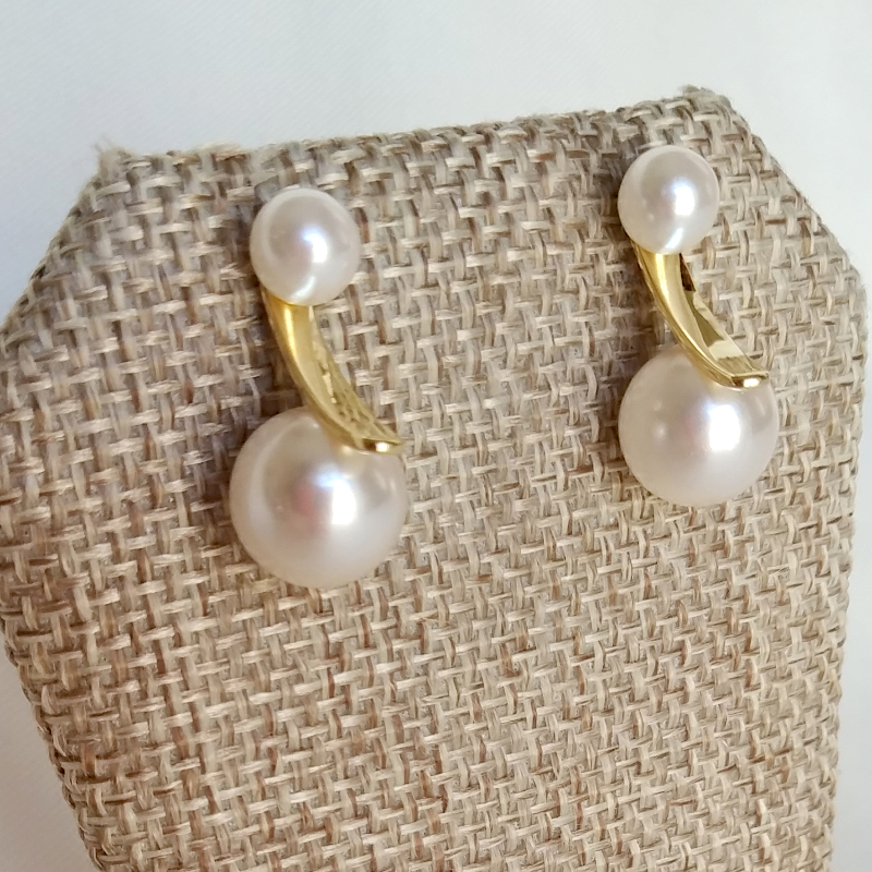 Aretes con dos perlas